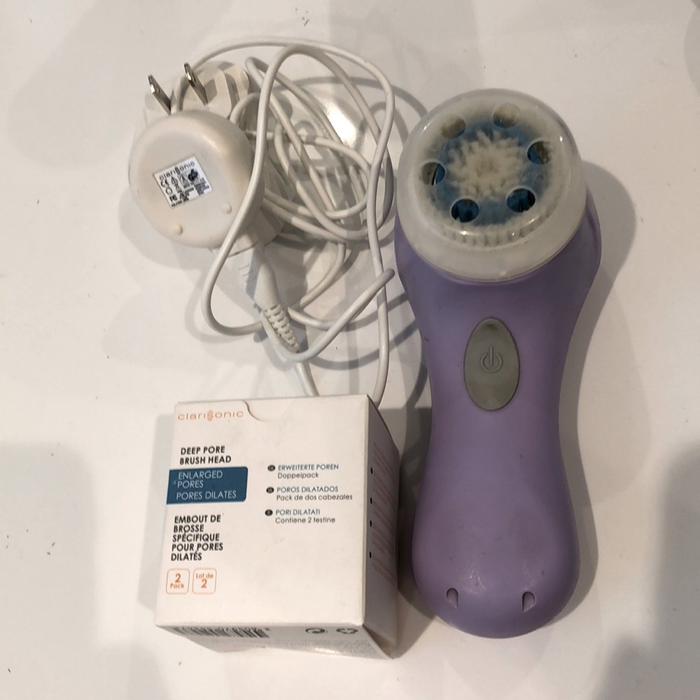 Clarisonic Mia 2 with charger